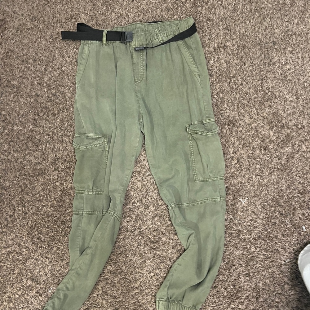 Green army pants